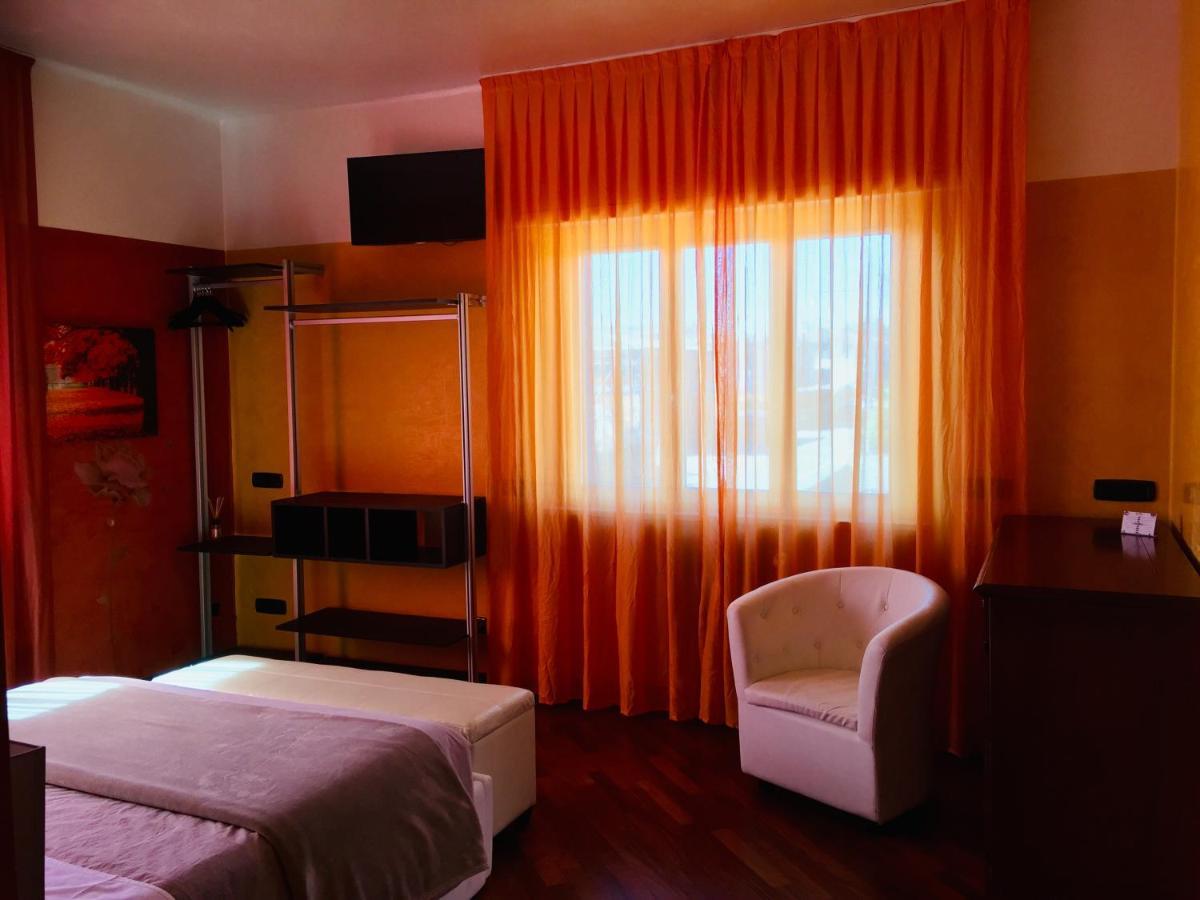 كابرياتي سان جيرفازيو B2In Suite & Office المظهر الخارجي الصورة